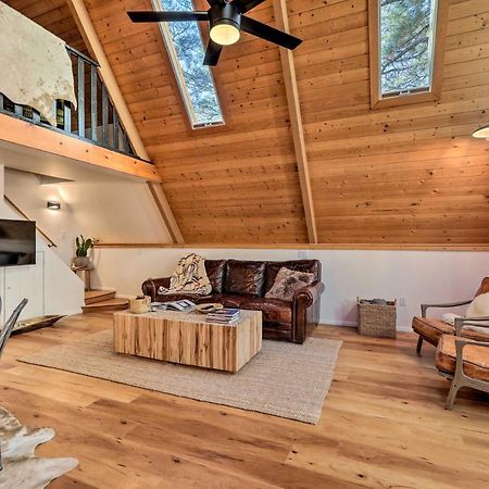 Modern Munds Park Cabin With Deck Hike, Bike And Ski! Zewnętrze zdjęcie