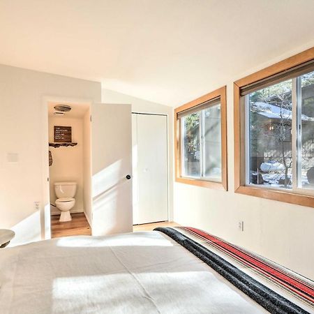 Modern Munds Park Cabin With Deck Hike, Bike And Ski! Zewnętrze zdjęcie