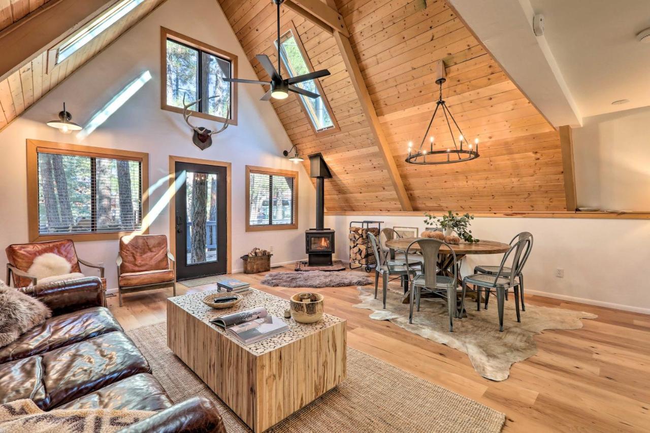 Modern Munds Park Cabin With Deck Hike, Bike And Ski! Zewnętrze zdjęcie